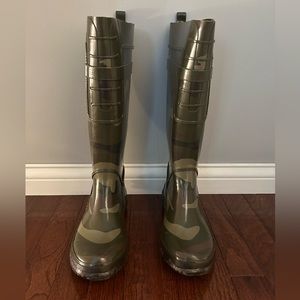 Nine West Women’s Tall Rain Boots | Camo | Size 9
